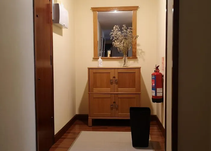 El Urogallo Con Garaje Appartement