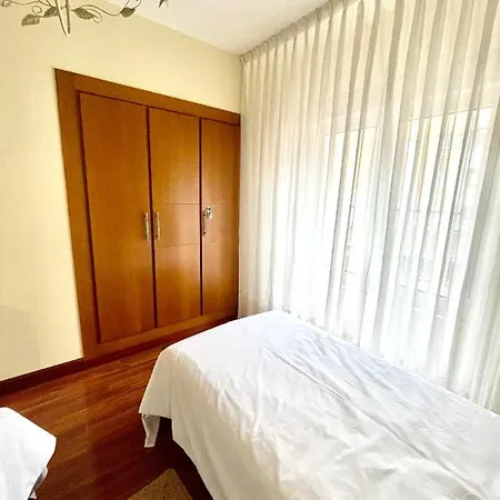 El Urogallo Con Garaje Διαμέρισμα